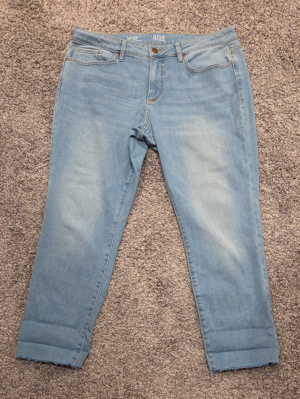a.n.a Light wash Mid Rise Skinny Jeans Size 14P